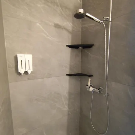Appartement Indépendant à *